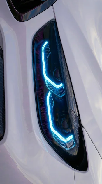 Extreme DRL close up