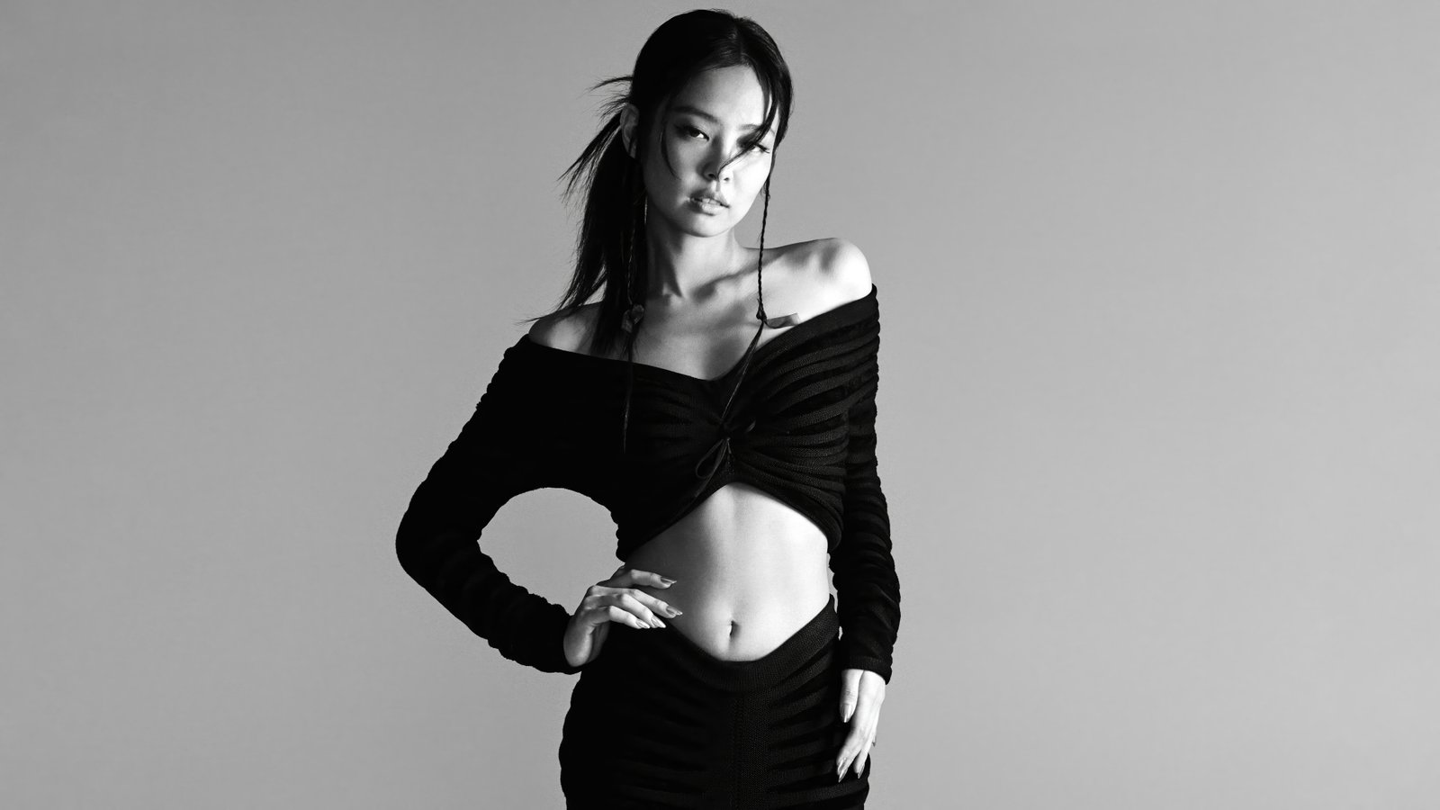 Jennie BLACKPINK Photoshoot 4K Wallpaper | Ultra HD Black & White Studio Portrait - Celebrities wallpaper - 4K