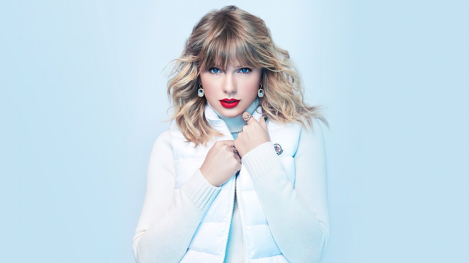 Taylor Swift 4K Wallpaper White Winter Vest & Icy Blue Aesthetic - Celebrities wallpaper - 4K